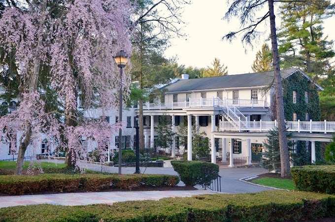 The Knox School